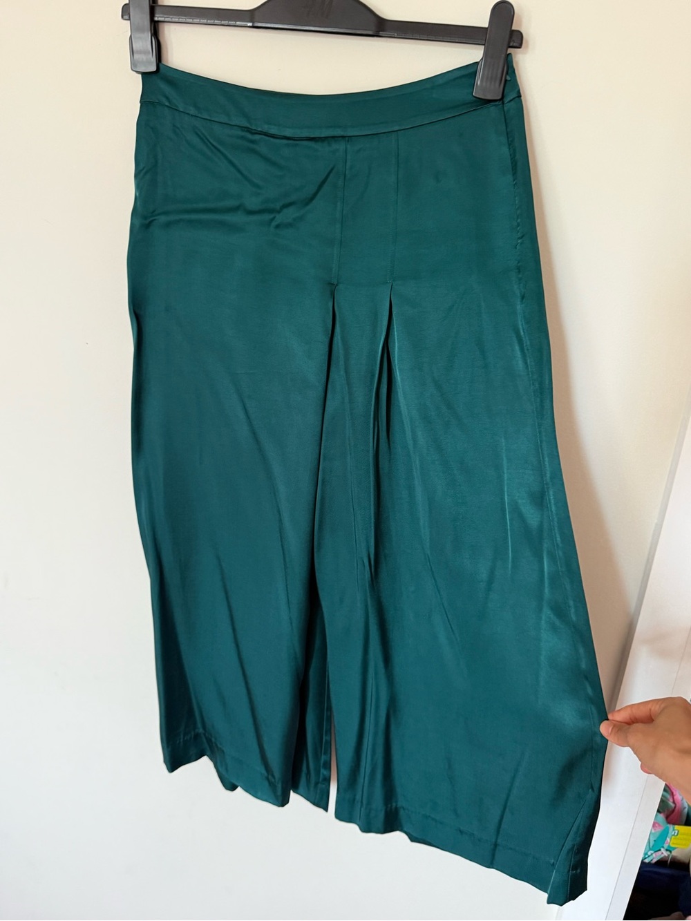 Emerald Green Satin look Wide-Leg Culottes